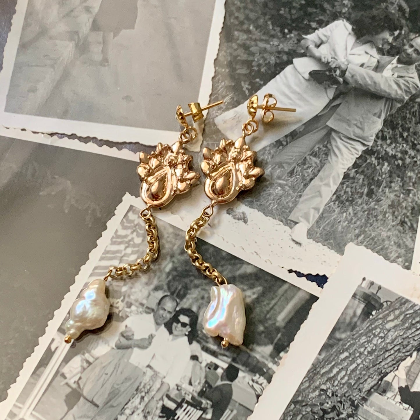 Orecchini "Pavone" con perle barocche