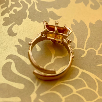 Anello regolabile "Ninetta" con quarzo citrino