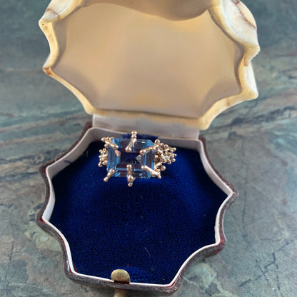 Anello "Ninetta" con pietra azzurra