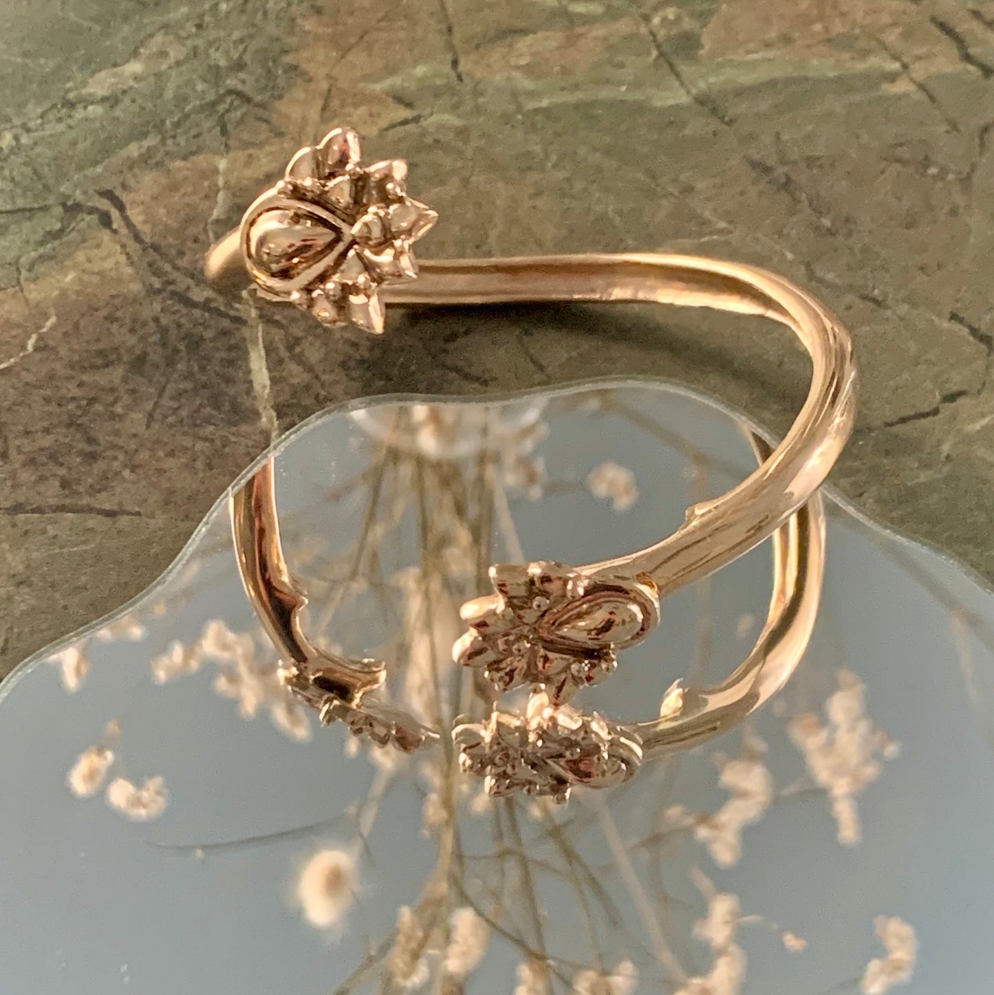 Bracciale cuff "Pavone" regolabile