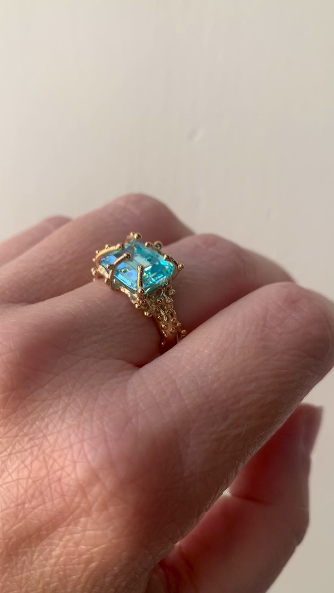 Anello-ninetta-azzurro-sky-forpalma-video